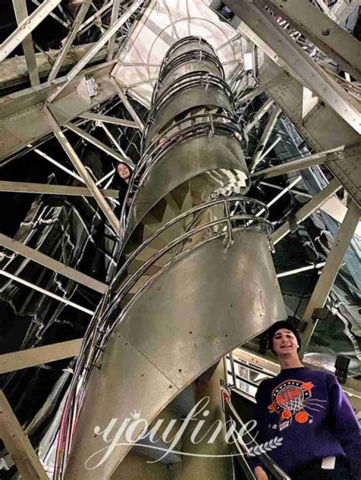 How Many Flights Of Stairs In The Statue Of Liberty