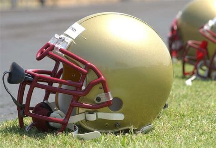 How To Spray Paint Football Helmet